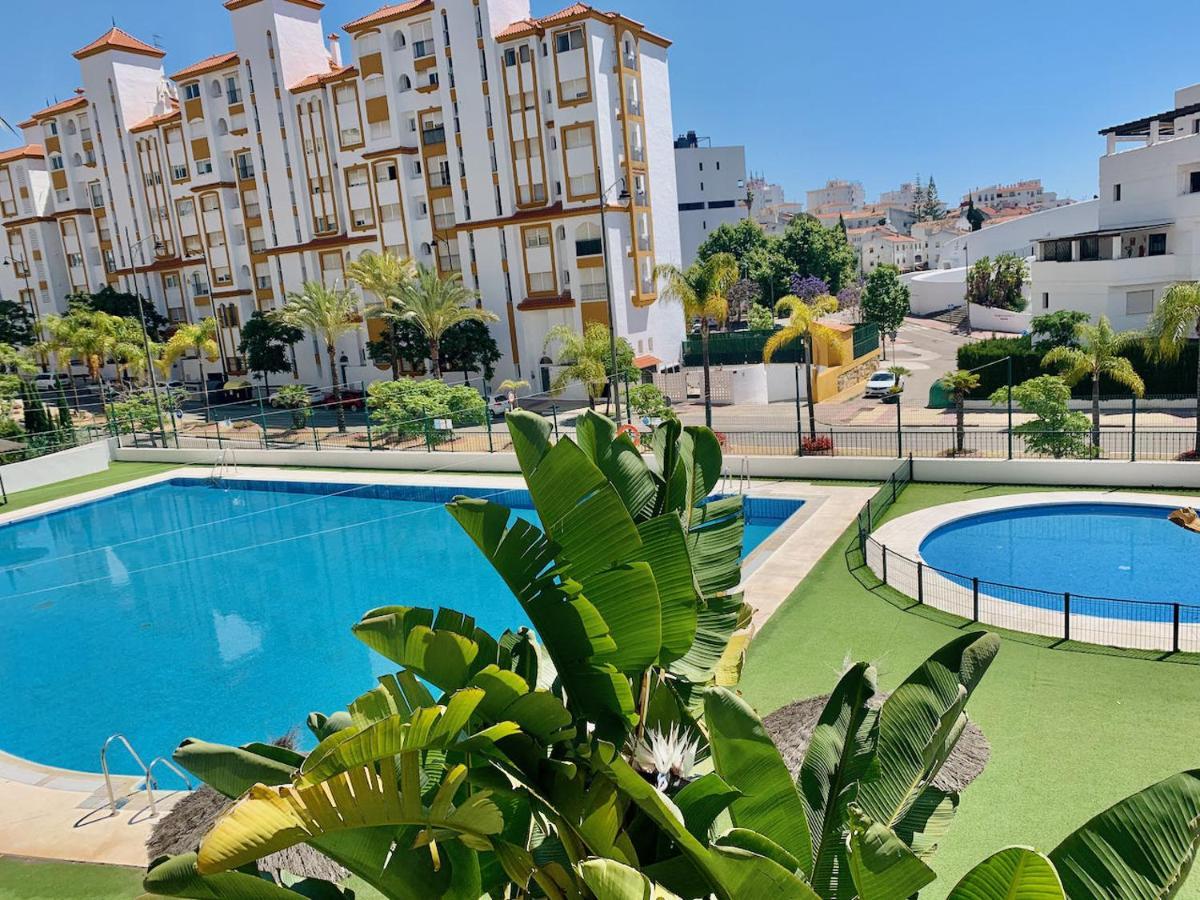 Penthouse Mit Private Dachterrasse Und Blick Auf Das Meer, Berge ,Hafen Estepona Esterno foto